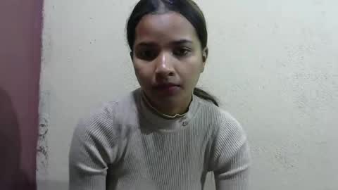 Laura online show from 05-20-26, 04:29