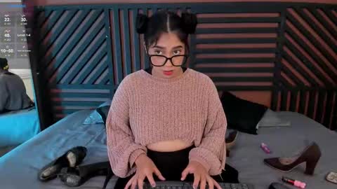 luna_cute14 online show from 02-03-26, 08:25