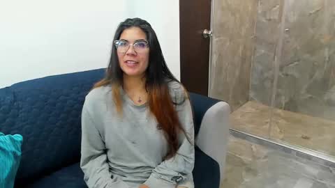 luna  online show from 02-10-25, 02:26