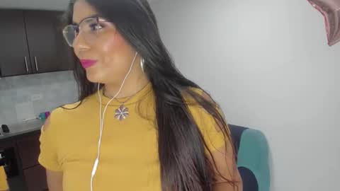 luna  online show from 03-05-26, 11:06