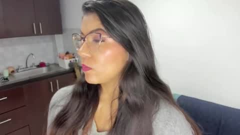 luna  online show from 03-29-26, 10:59