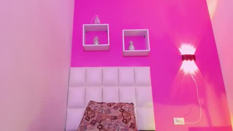 Luna online show from 02-15-26, 11:30