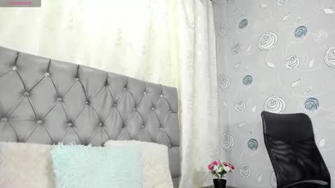 Luna Eva online show from 03-25-26, 02:56