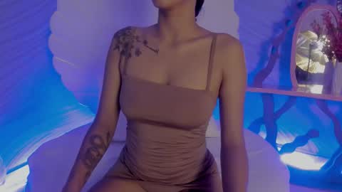 luna_hot_ass online show from 11-03-25, 07:04