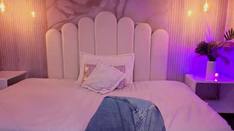 luna_hot_ass online show from 05-21-26, 03:13