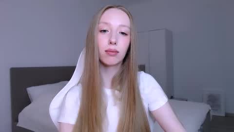 Luna online show from 02-27-26, 08:53