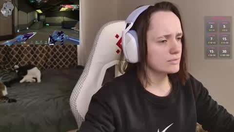 luna_loveeee online show from 09-26-25, 04:38