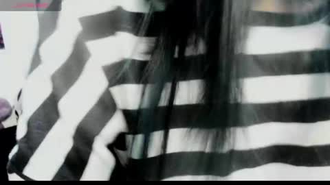 Snapshot of luna_lunatic_black chatting on 06-23-26, 06:33 Luna online show from 06-23-26, 06:33