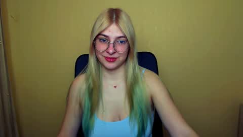 Luna online show from 01-03-25, 11:25