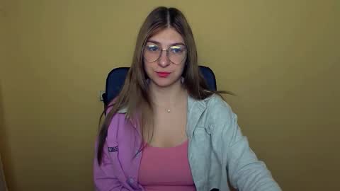 Luna online show from 10-20-25, 09:43