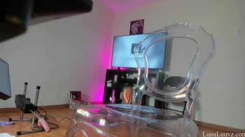 Snapshot of luna_luuvz chatting on 10-01-25, 04:18 Luna Luuvz online show from 10-01-25, 04:18