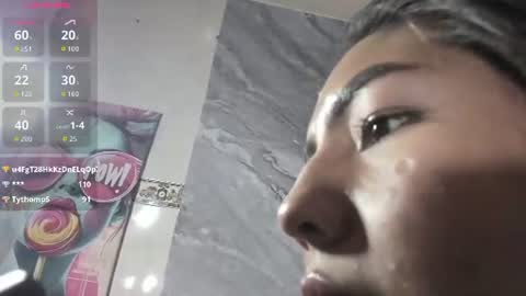Snapshot of luna_maisonn chatting on 06-27-26, 01:43 LUNA online show from 06-27-26, 01:43