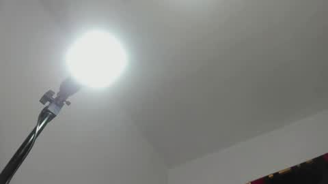 Luna  online show from 05-01-26, 09:47