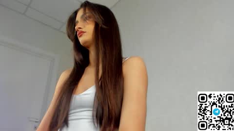 Adele online show from 03-24-26, 08:52