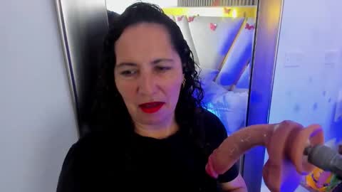 luna_naughty1 online show from 03-18-26, 09:51