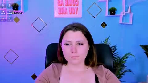 Snapshot of luna_noct chatting on 06-22-26, 03:25 Princess Luna online show from 06-22-26, 03:25