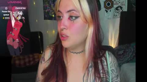 MISS LUNA  online show from 10-24-25, 05:37