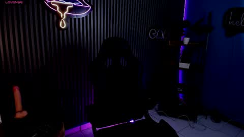 Snapshot of luna_roose1 chatting on 04-28-26, 12:54 Luna Rosse online show from 04-28-26, 12:54