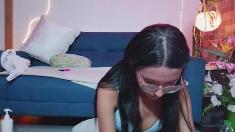 luna_valen online show from 03-21-26, 08:19