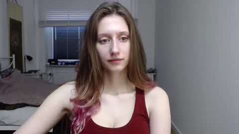 L U N A  online show from 12-19-25, 07:26