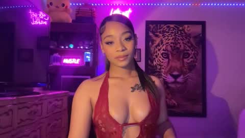 Snapshot of lunaa_11 chatting on 05-08-26, 04:51 lunaa_11 online show from 05-08-26, 04:51