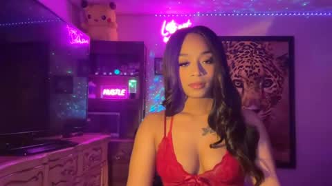 Snapshot of lunaa_11 chatting on 06-24-26, 07:40 lunaa_11 online show from 06-24-26, 07:40