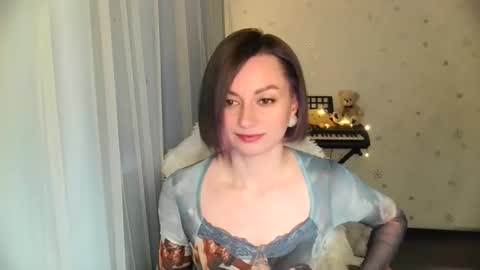 lunaa_bluee online show from 05-07-26, 08:03