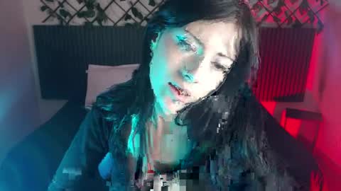 lunaaa_07 online show from 04-08-26, 03:34