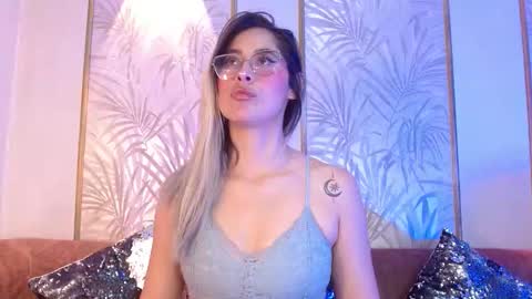 Luna online show from 10-12-25, 03:49
