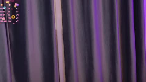 lunababe_ online show from 07-08-26, 10:42