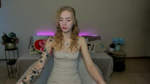 LunaBelli online show from 03-01-26, 07:10