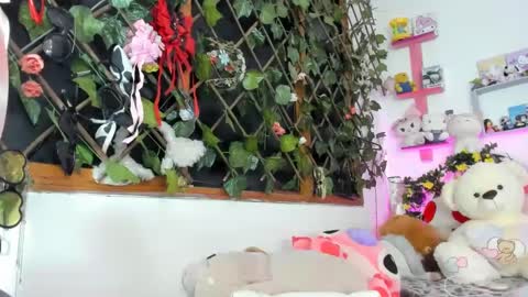 lunacristal_moon online show from 02-11-25, 08:05