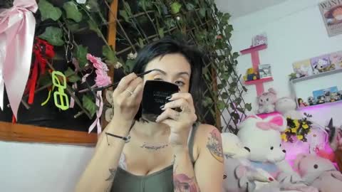 lunacristal_moon online show from 02-22-25, 11:03