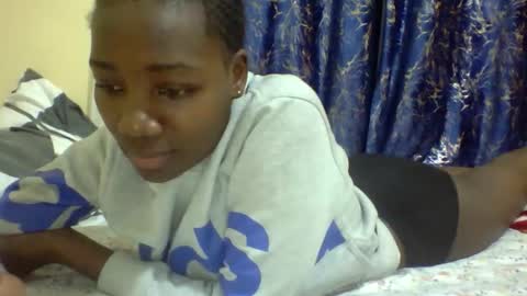 Snapshot of lunah_kitty chatting on 04-16-26, 06:09 lunah_kitty online show from 04-16-26, 06:09