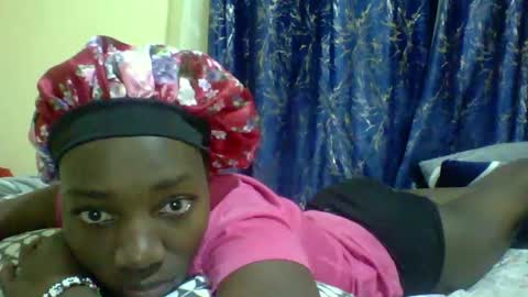 Snapshot of lunah_kitty chatting on 05-03-26, 10:10 lunah_kitty online show from 05-03-26, 10:10