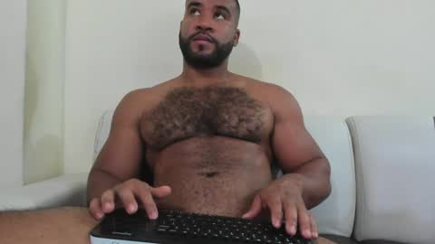 Snapshot of lunainsane58 chatting on 05-16-26, 04:50 Luna online show from 05-16-26, 04:50