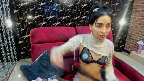 Snapshot of lunaixmoon_ chatting on 05-28-26, 11:40 Luna online show from 05-28-26, 11:40