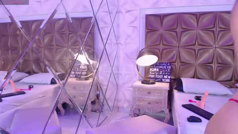 Luna  online show from 04-15-26, 12:34