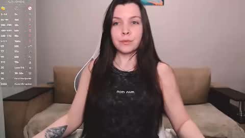 Luna online show from 02-26-26, 05:45