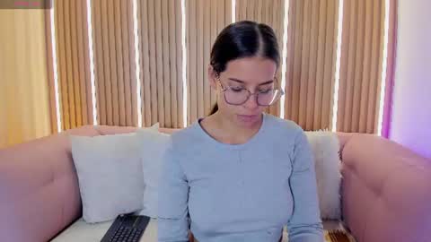Snapshot of lunamillers_ chatting on 07-04-26, 04:29 lunamillers_ online show from 07-04-26, 04:29