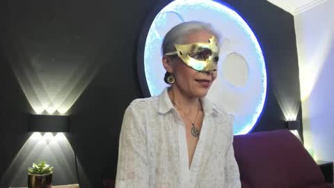 lunamisteriosa_ online show from 11-26-25, 11:44