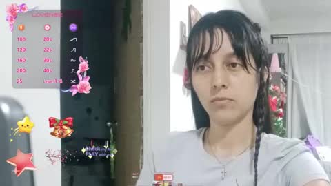 Snapshot of lunamoon_17 chatting on 01-04-25, 11:38 LUNA online show from 01-04-25, 11:38