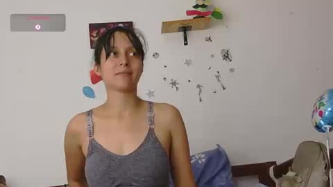 Snapshot of lunamoon_17 chatting on 09-10-25, 04:40 LUNA online show from 09-10-25, 04:40