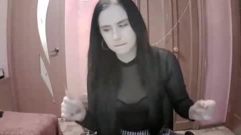 lunamystique_ online show from 02-01-25, 02:13