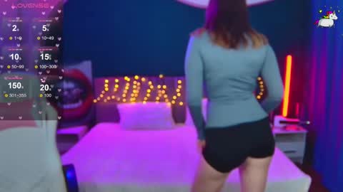 Snapshot of lunamytrend chatting on 03-01-26, 12:18 Luna online show from 03-01-26, 12:18