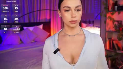 Snapshot of lunanight_ chatting on 12-02-25, 08:59 Luna next streams Mon Fri Sat Sun 8pm-5am gmt0 online show from 12-02-25, 08:59