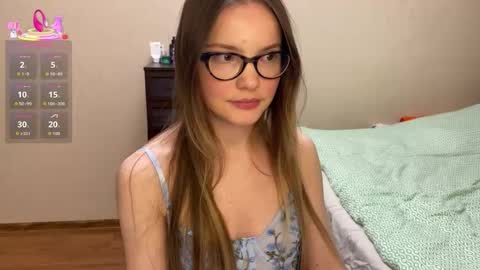 Snapshot of lunaorchid chatting on 10-16-25, 12:00 Ksenya online show from 10-16-25, 12:00