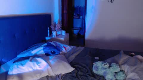 Snapshot of lunapalmer01 chatting on 11-24-25, 02:55 Julieth online show from 11-24-25, 02:55