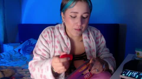 Snapshot of lunapalmer01 chatting on 03-30-26, 11:55 Julieth online show from 03-30-26, 11:55