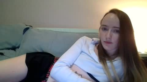 lunapixie2020 online show from 02-12-25, 01:09